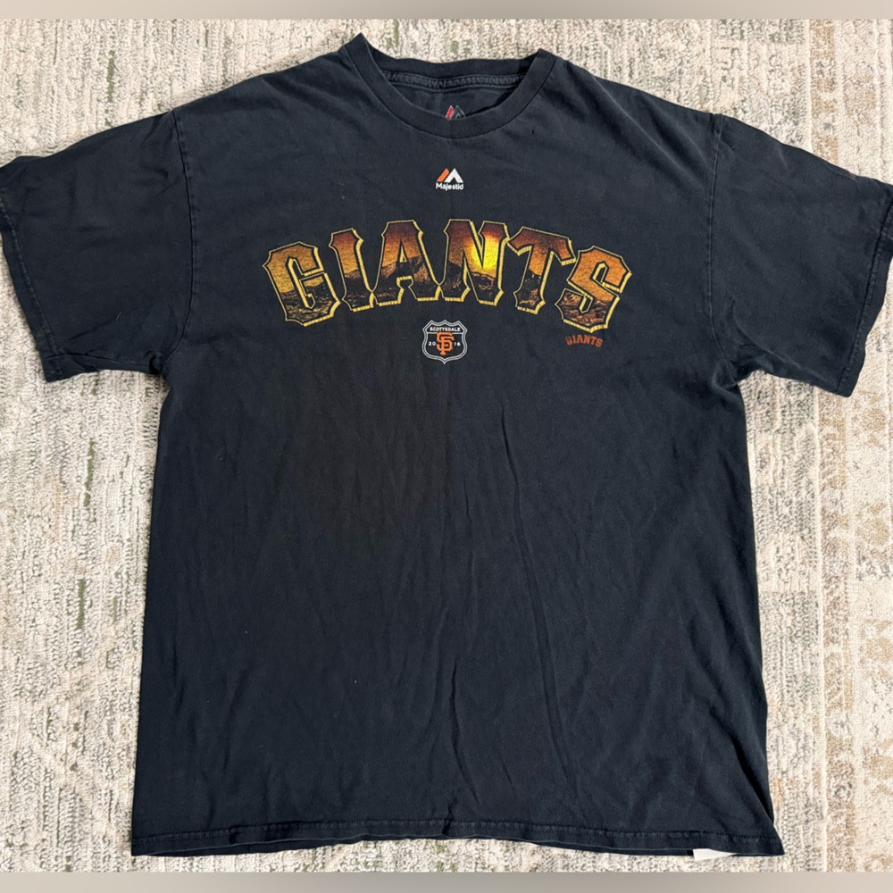 2016 Majestic Giants training shirt